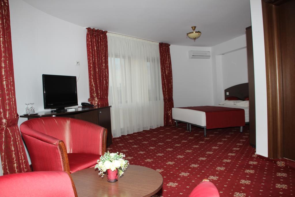 Hotel Royal 2 Urziceni Pokoj fotografie